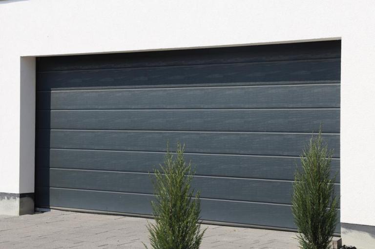 Quelle porte de garage choisir pour votre maison ?